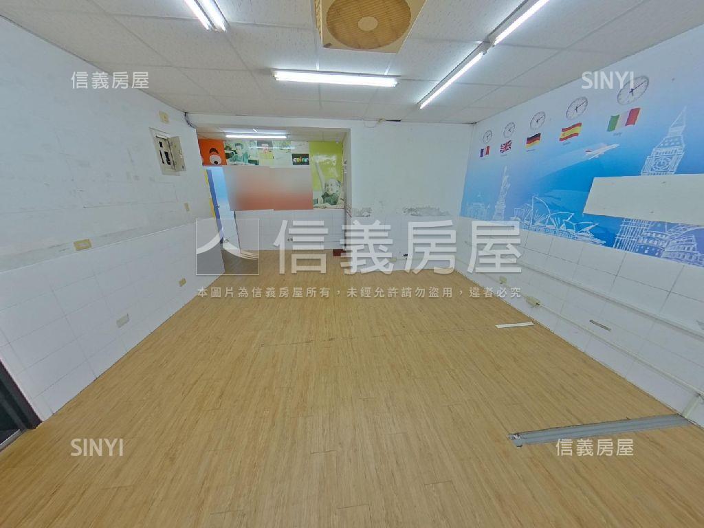 雙捷景安黃金三樓房屋室內格局與周邊環境