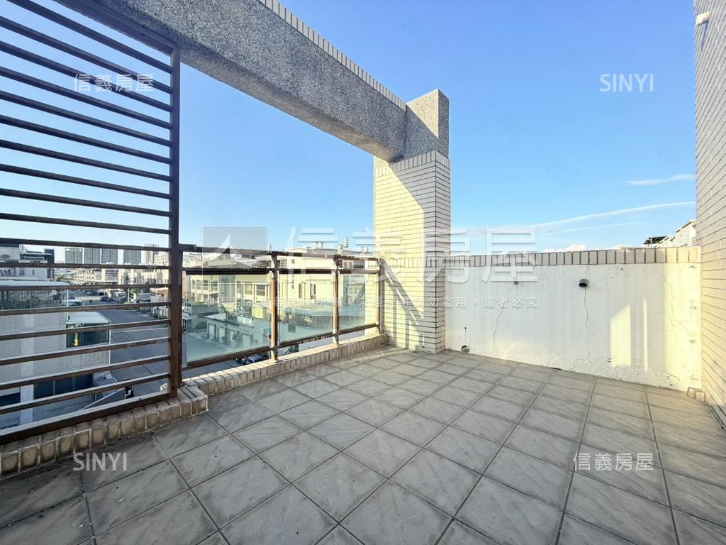中正預校稀有邊間透店房屋室內格局與周邊環境
