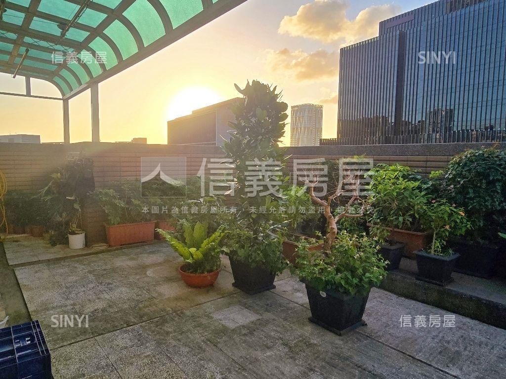 ⭐美裝潢美景⭐首馥豪邸房屋室內格局與周邊環境