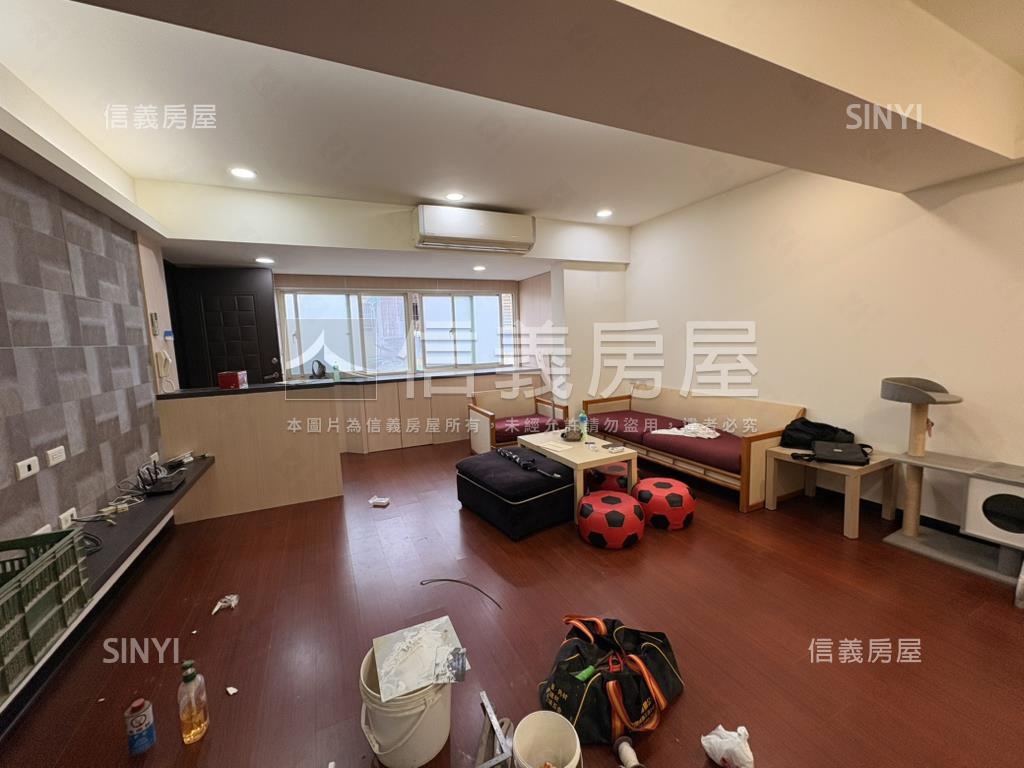 中正商圈邊間美裝三房房屋室內格局與周邊環境