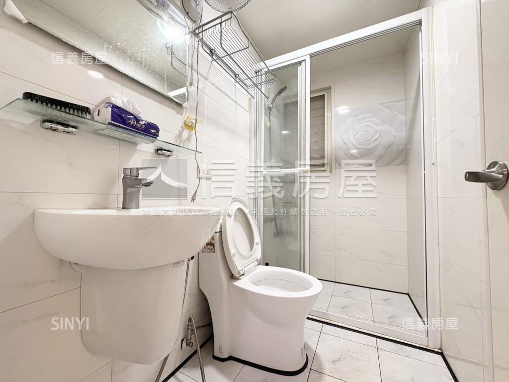 中正商圈邊間美裝三房房屋室內格局與周邊環境