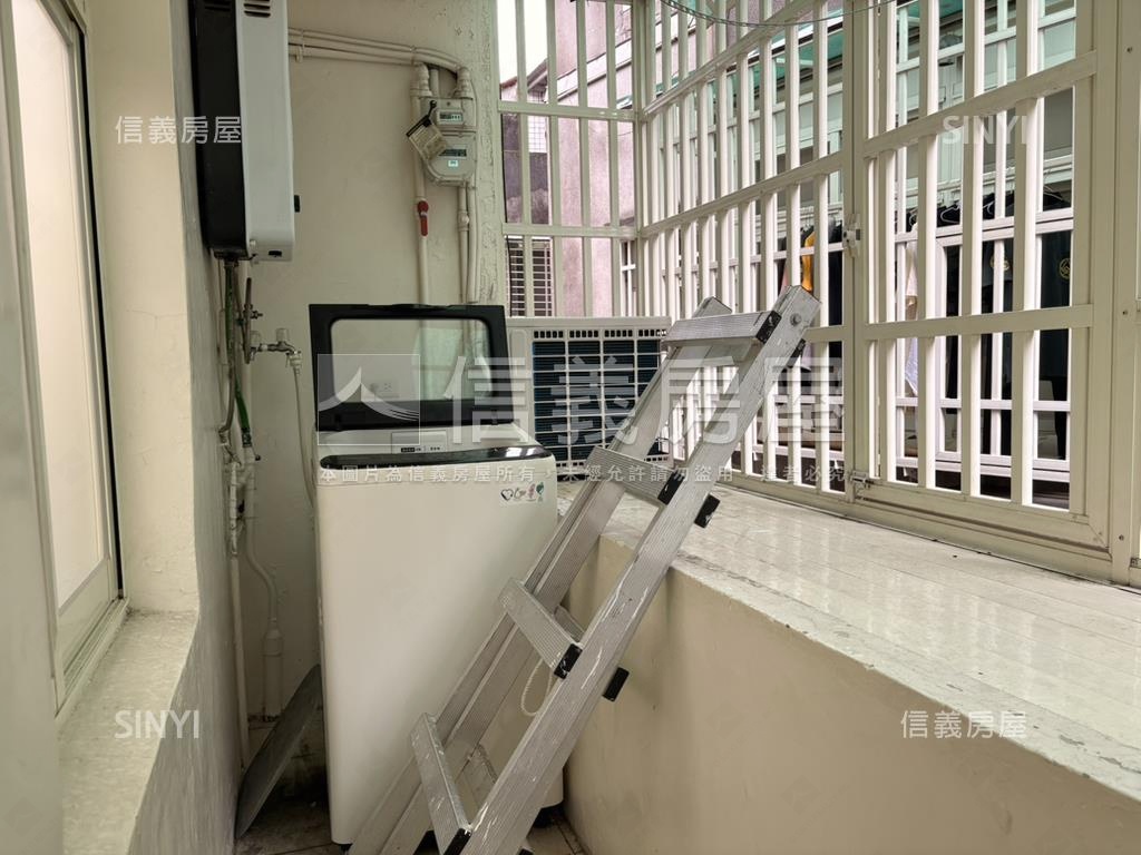 中正商圈邊間美裝三房房屋室內格局與周邊環境