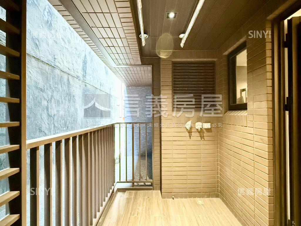 全新落成敦北南京三房車位房屋室內格局與周邊環境