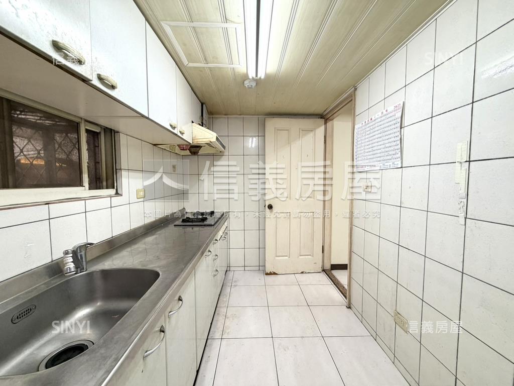 專約總棧大廈成家美屋房屋室內格局與周邊環境