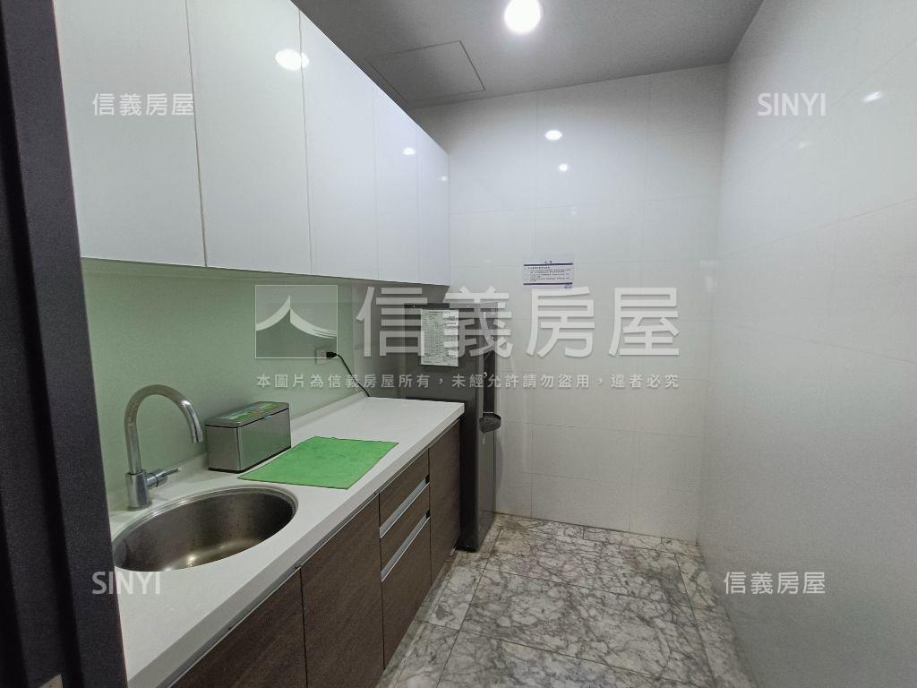 惠友遠見臨高鐵商辦首選房屋室內格局與周邊環境