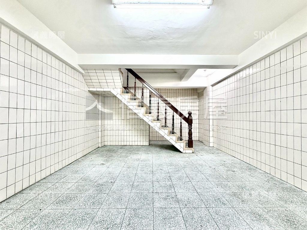 面松竹國小大地坪臨路透店房屋室內格局與周邊環境