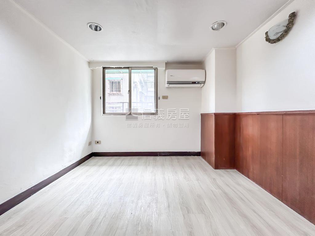 ⭐明峰街高登屋挑高美宅⭐房屋室內格局與周邊環境