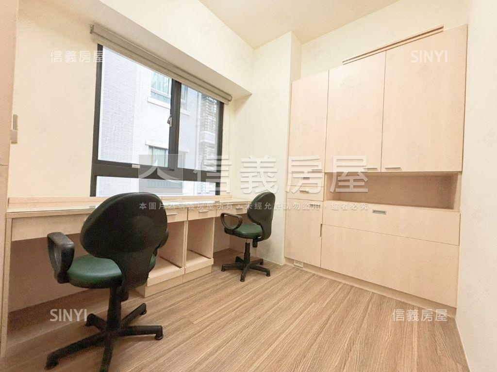 東京市銀座區美三房平車位房屋室內格局與周邊環境