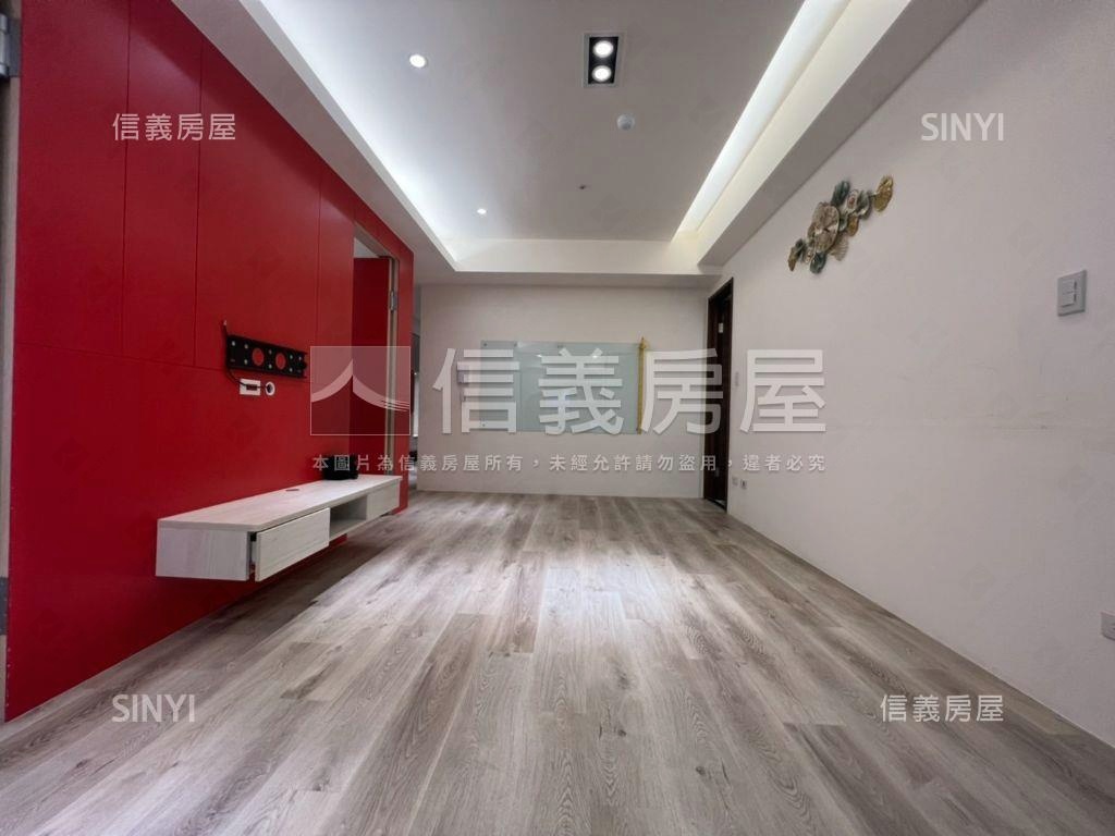 柏克萊．裝潢三房車位房屋室內格局與周邊環境
