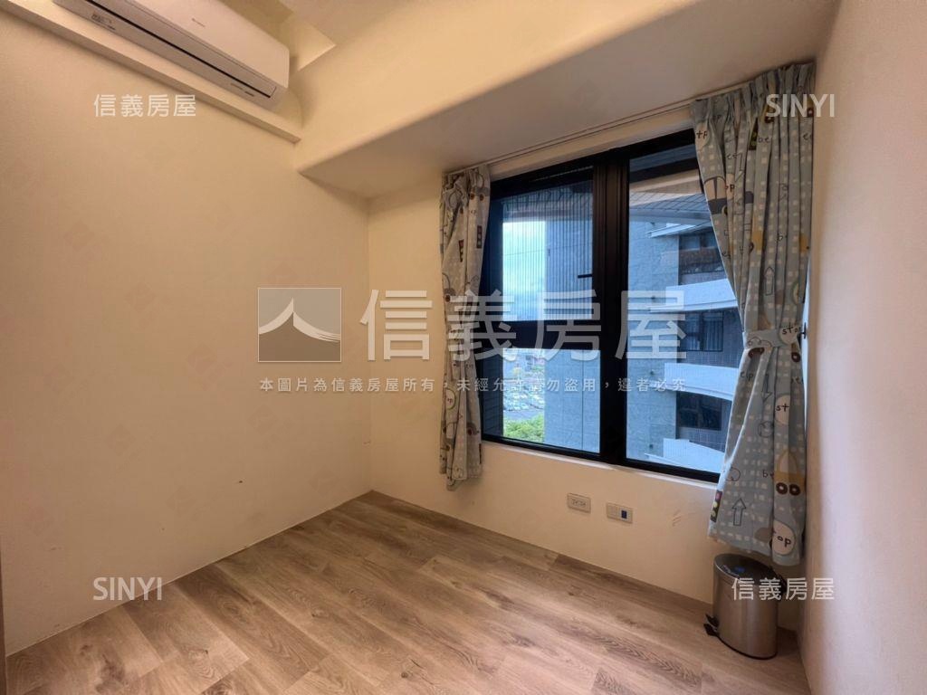 柏克萊．裝潢三房車位房屋室內格局與周邊環境