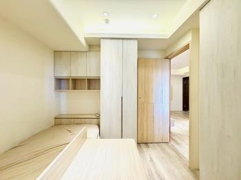 板橋柏克萊公園三房車位