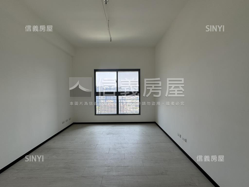 次頂三面採光四房雙車房屋室內格局與周邊環境