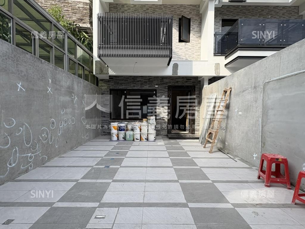 北區達觀全新六房雙車墅房屋室內格局與周邊環境