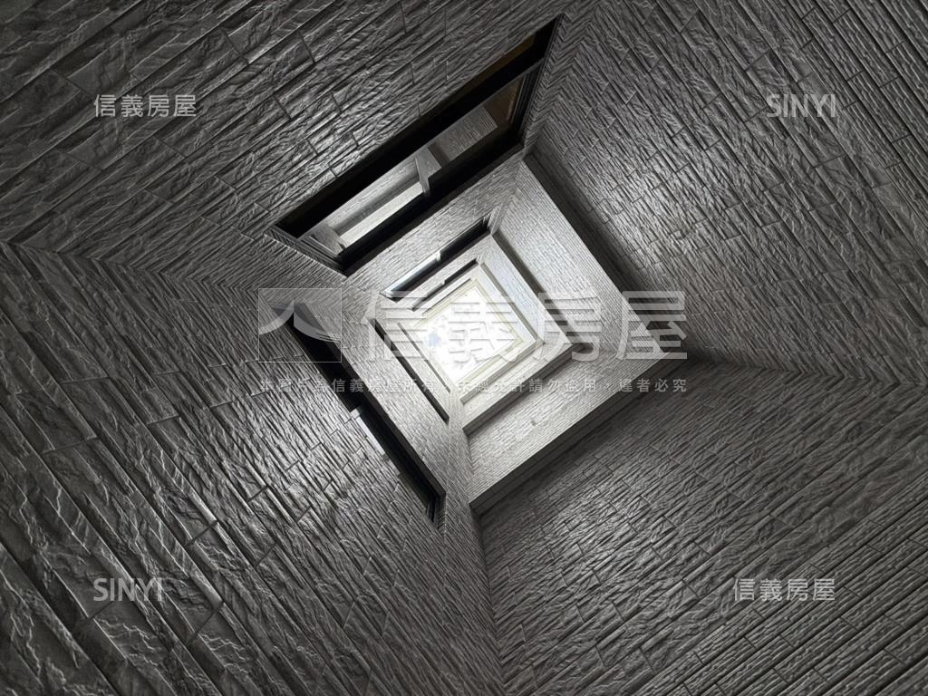 北區達觀全新六房雙車墅房屋室內格局與周邊環境