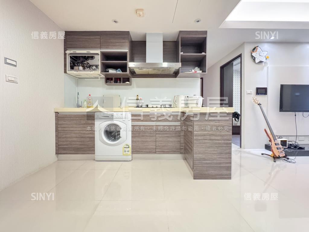 三上時上大２房２衛浴開窗房屋室內格局與周邊環境