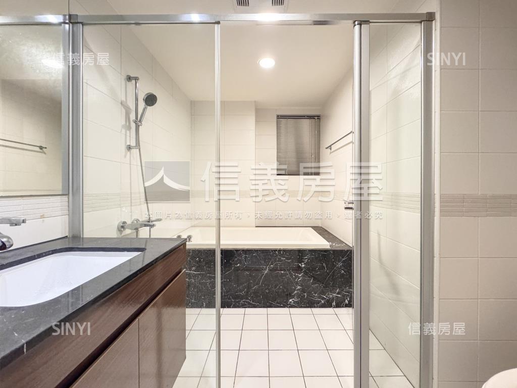 三上時上大２房２衛浴開窗房屋室內格局與周邊環境