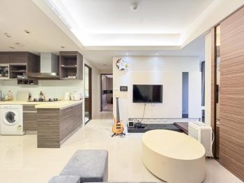 三上時上大２房２衛浴開窗