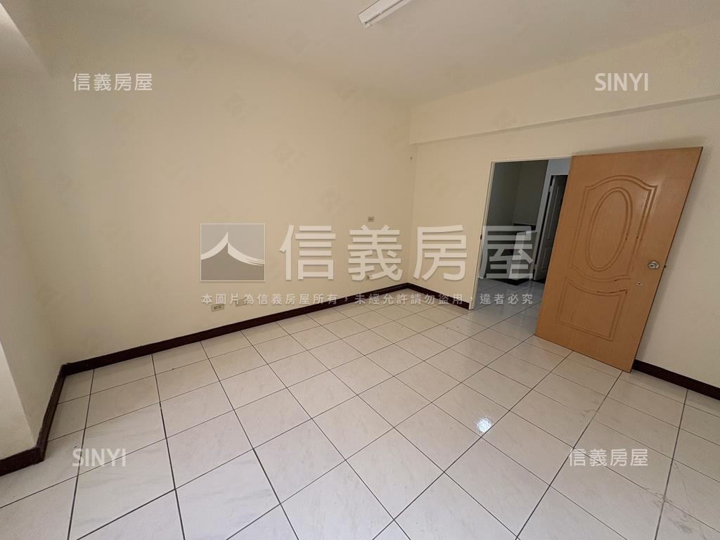 東興路五期低總價吃市樓店房屋室內格局與周邊環境