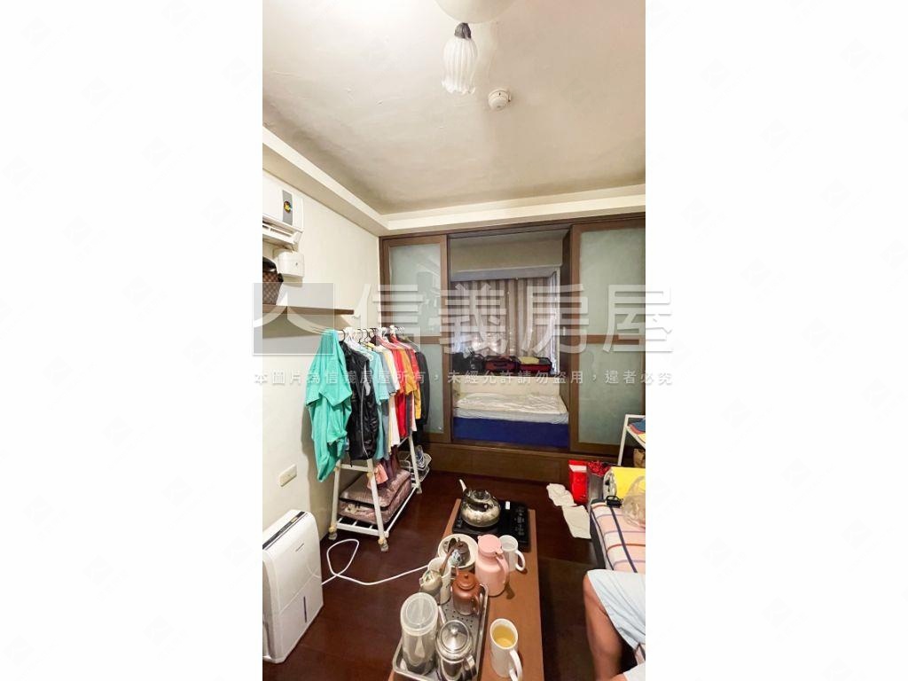 嘉正後棟高樓精美宅房屋室內格局與周邊環境