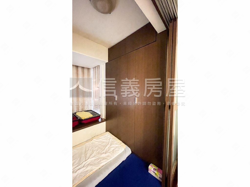 嘉正後棟高樓精美宅房屋室內格局與周邊環境