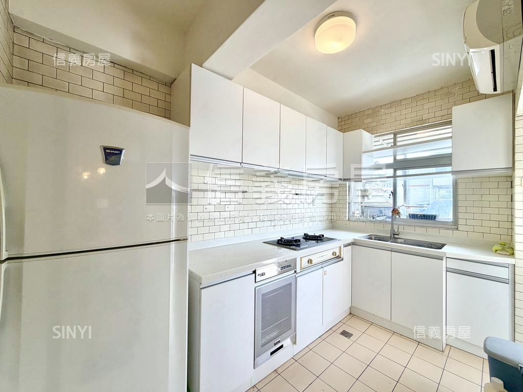 台大第一排電梯四房大空間房屋室內格局與周邊環境