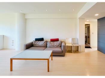 台大第一排電梯四房大空間