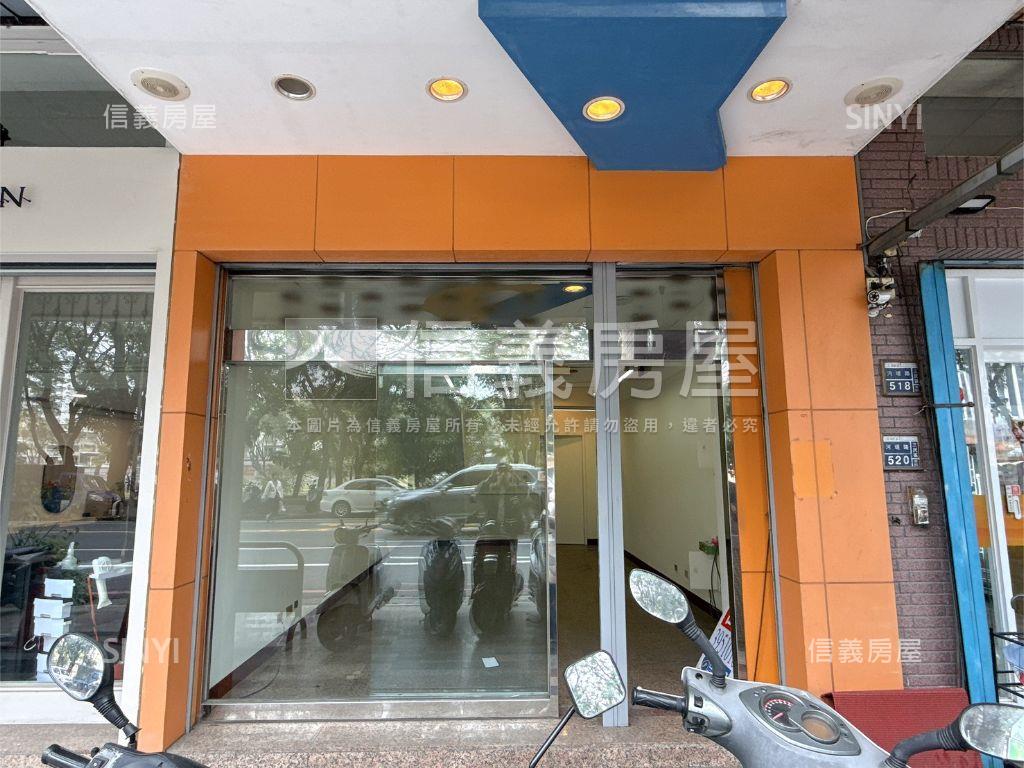 河堤正路公園首排金店房屋室內格局與周邊環境