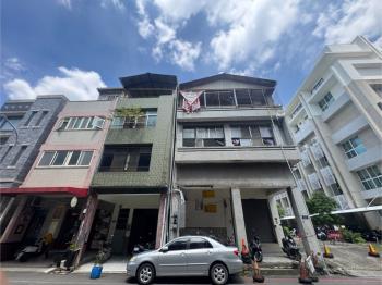 東區稀有住二危老金店面
