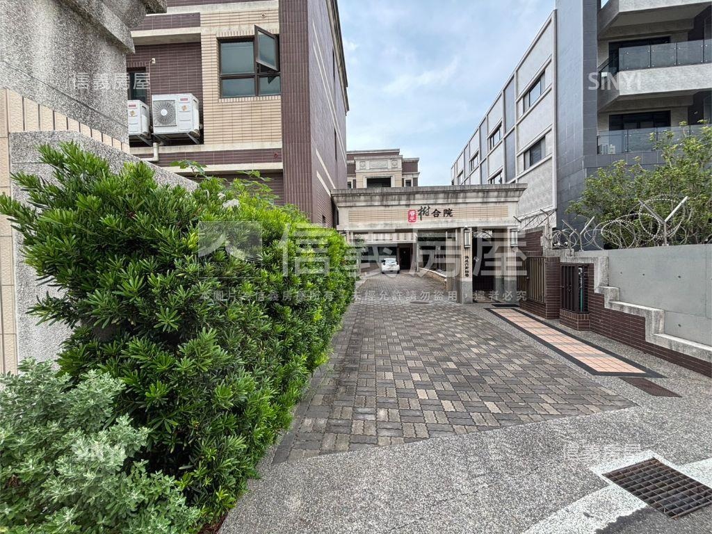 新光田☆臨路別墅可停雙車房屋室內格局與周邊環境