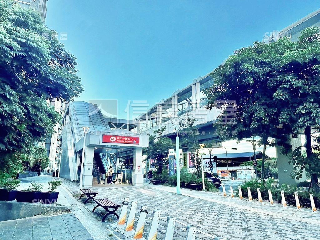 『伊東市』中庭高樓三房房屋室內格局與周邊環境