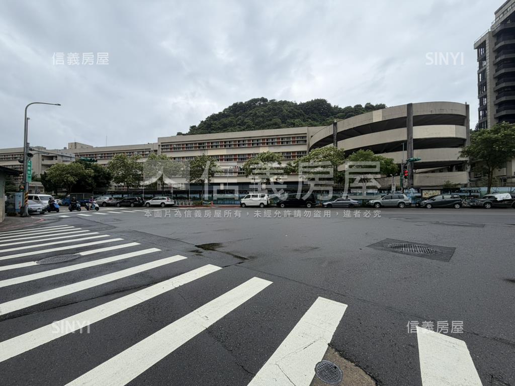 敦南凡爾賽近捷運大車位房屋室內格局與周邊環境