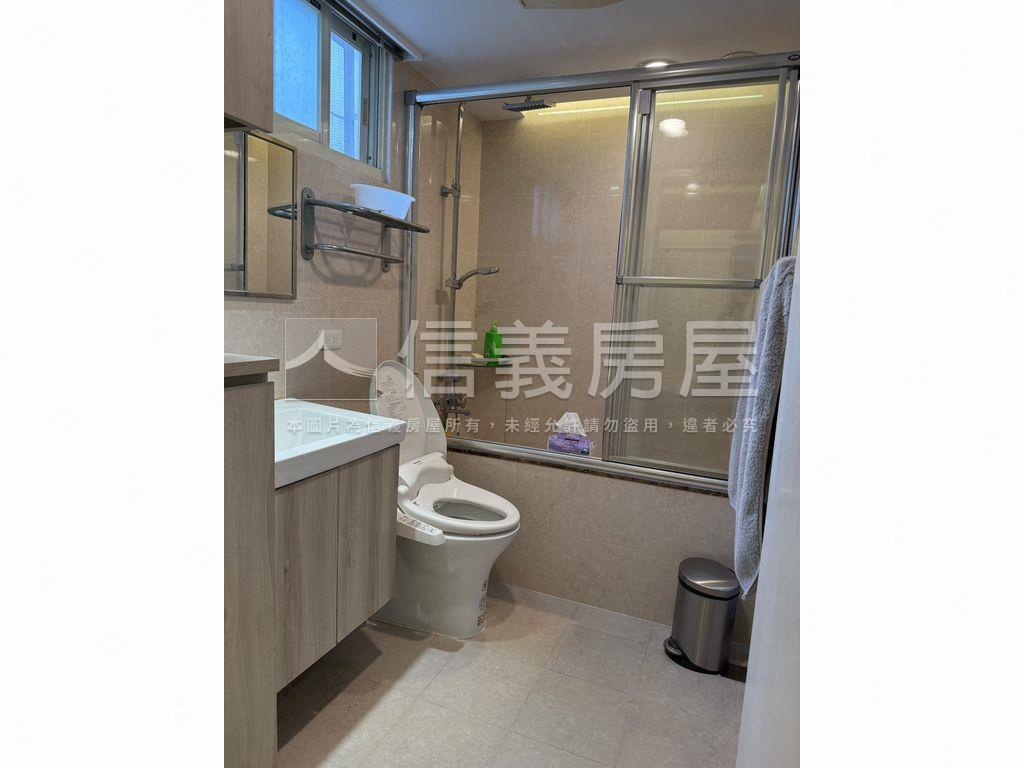 仁愛學區精緻三房車位房屋室內格局與周邊環境