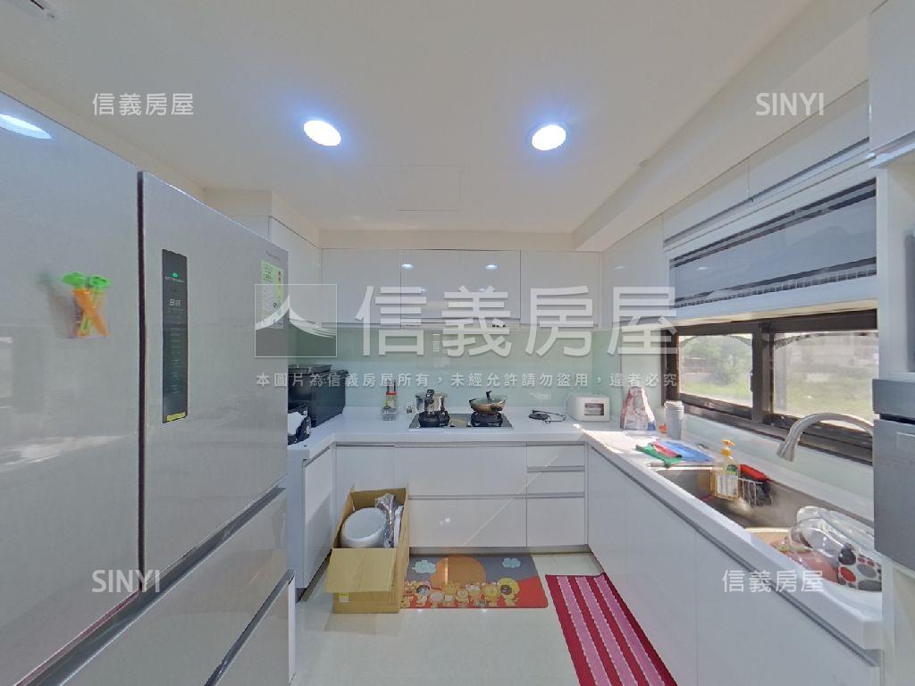 涵碧園有車庫臨路電梯別墅房屋室內格局與周邊環境