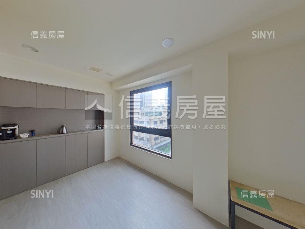 涵碧園有車庫臨路電梯別墅房屋室內格局與周邊環境