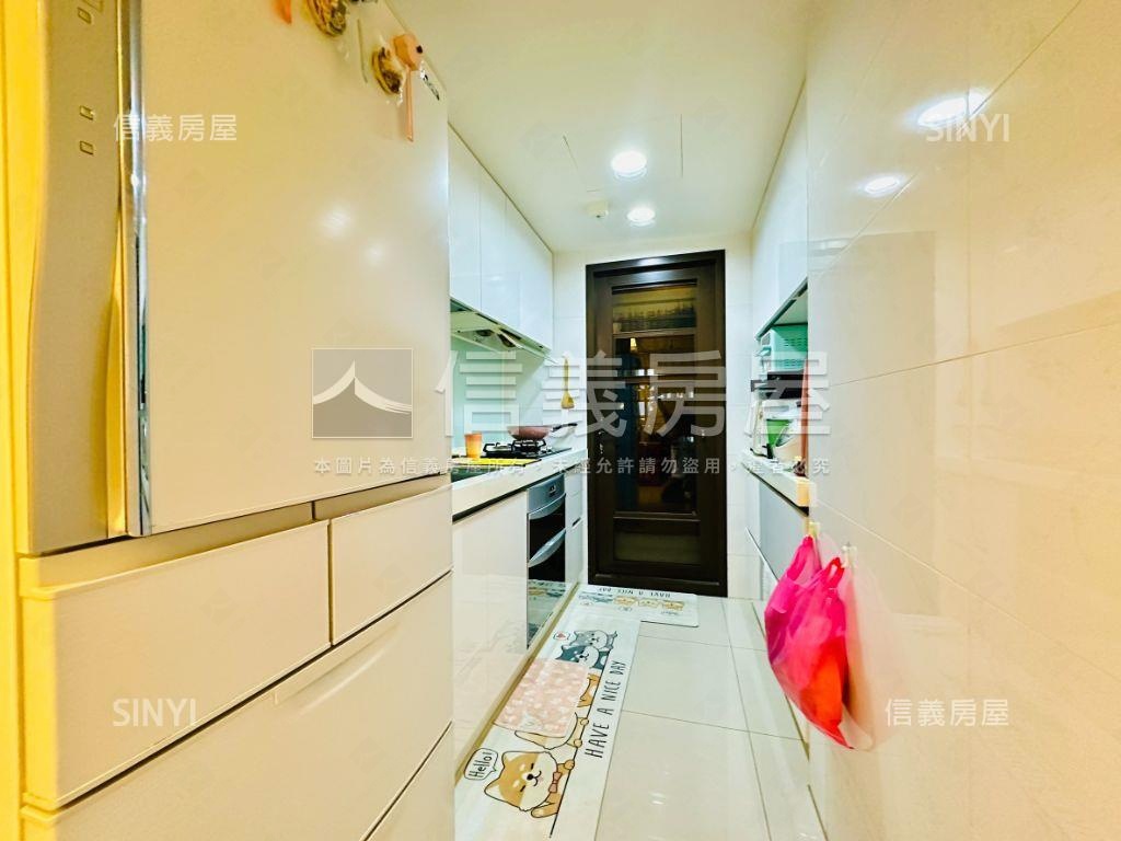 專任【晴灣海景精裝三房】房屋室內格局與周邊環境