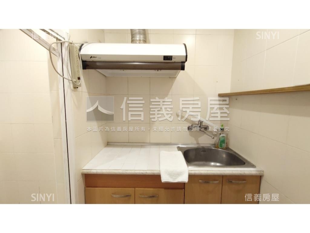 專任＊民生學區低總獨戶＊房屋室內格局與周邊環境