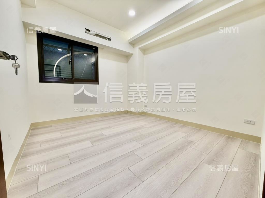 鄰近公園電梯採光三房車位房屋室內格局與周邊環境