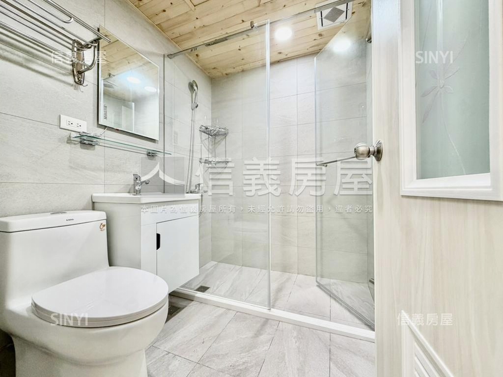 鄰近公園電梯採光三房車位房屋室內格局與周邊環境