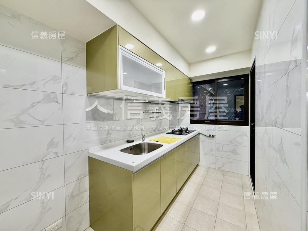 鄰近公園電梯採光三房車位房屋室內格局與周邊環境