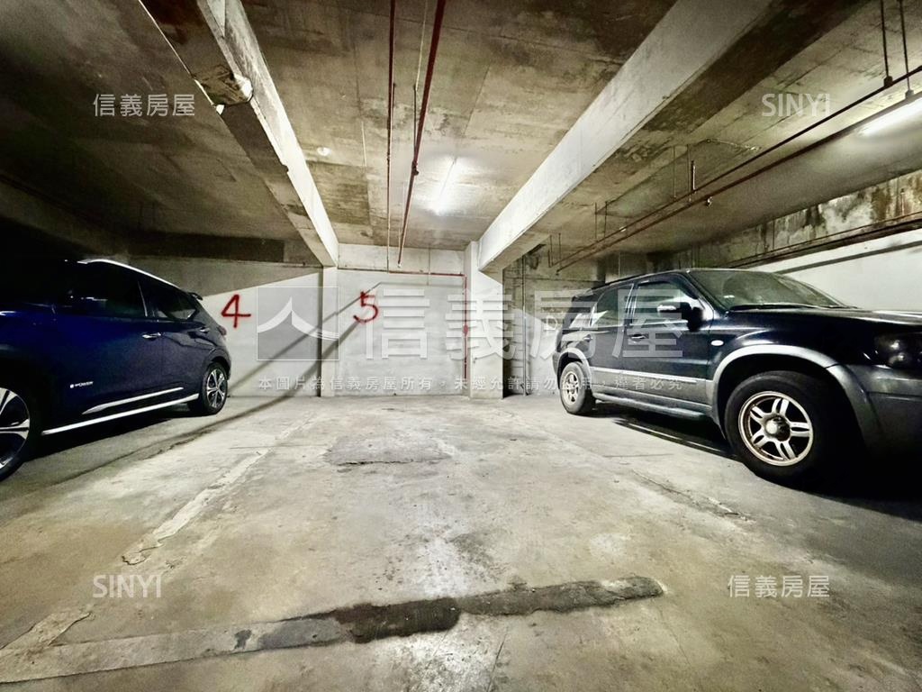 鄰近公園電梯採光三房車位房屋室內格局與周邊環境