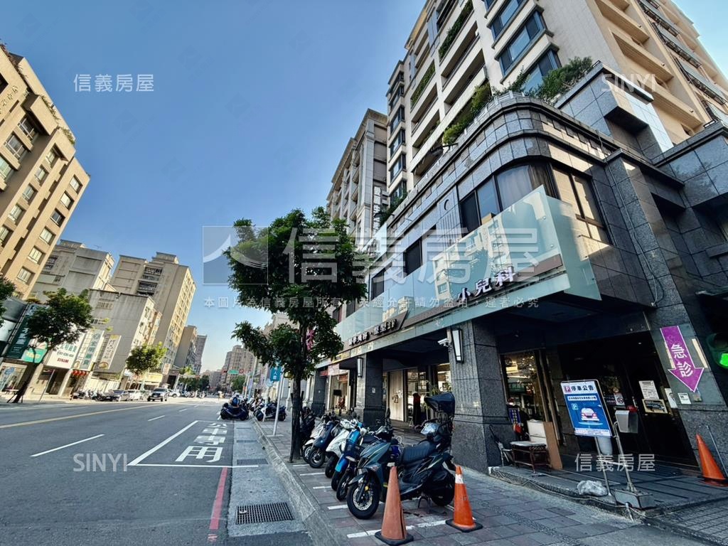 鄰近公園電梯採光三房車位房屋室內格局與周邊環境