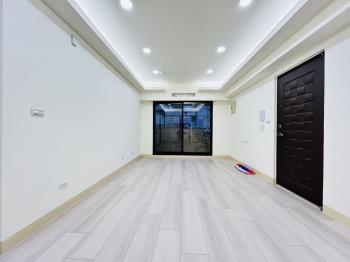 鄰近公園電梯採光三房車位