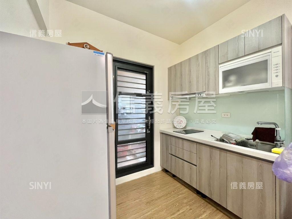 新社之星有車位房屋室內格局與周邊環境