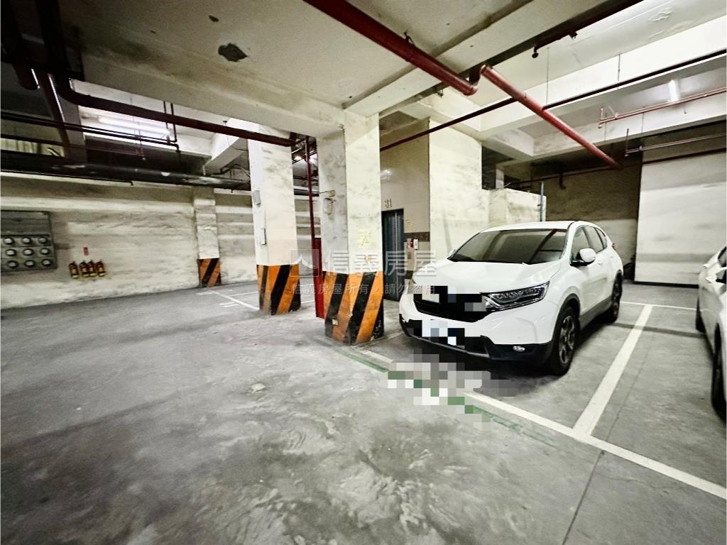 綠意盎然河畔旁三房平車房屋室內格局與周邊環境