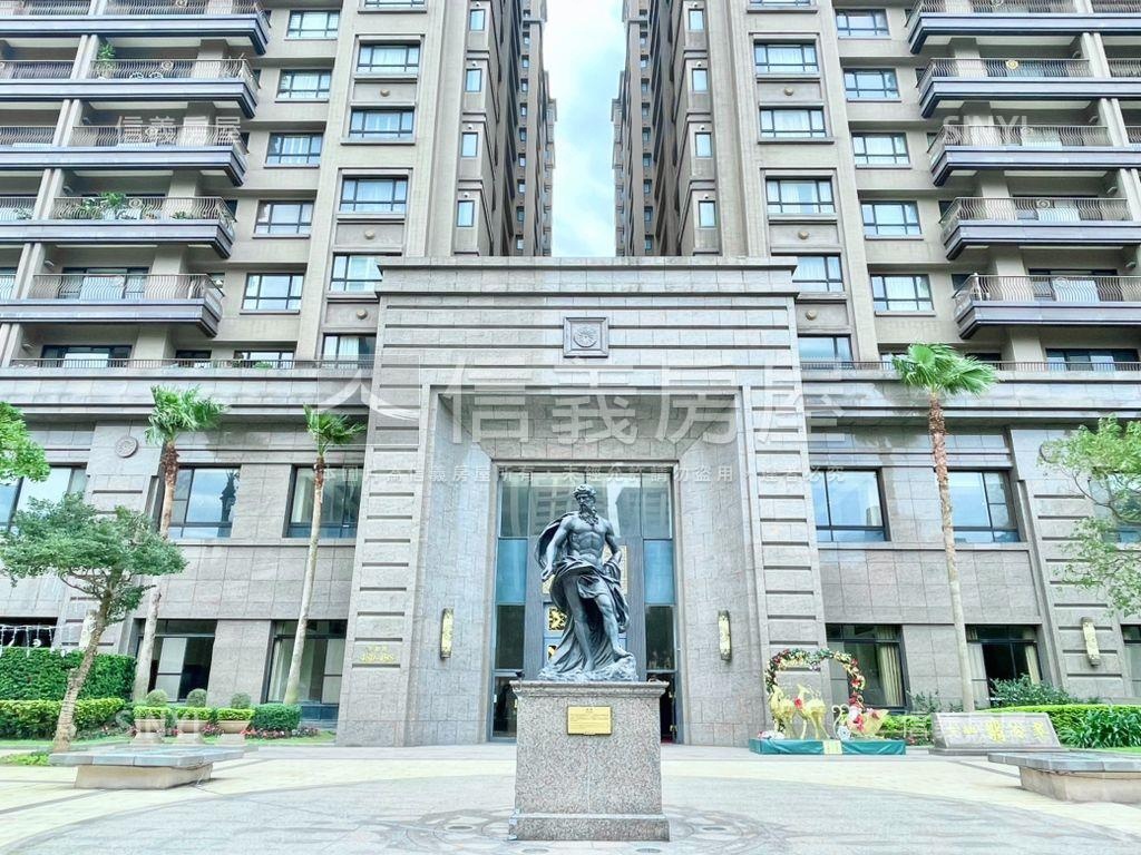 遠雄翡冷翠●坡道平面車位房屋室內格局與周邊環境