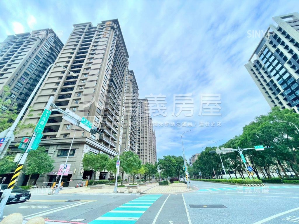 遠雄翡冷翠●坡道平面車位房屋室內格局與周邊環境