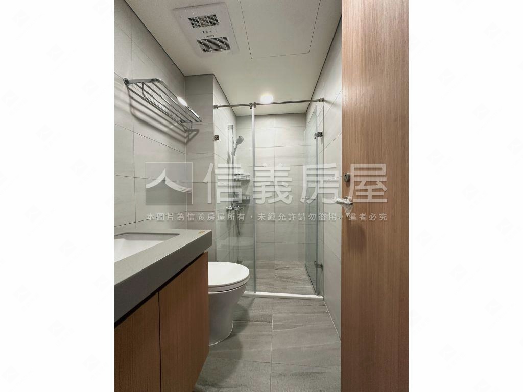 富山滙電梯兩房好屋房屋室內格局與周邊環境