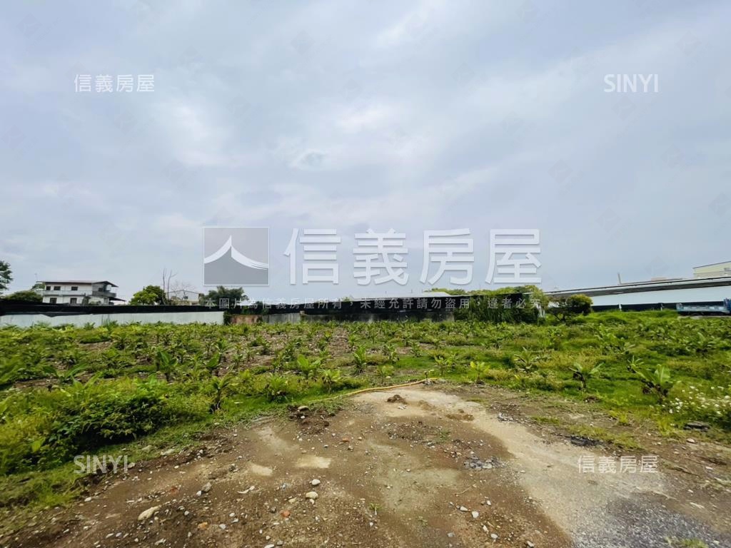 誠售！！新社千坪開心農場房屋室內格局與周邊環境