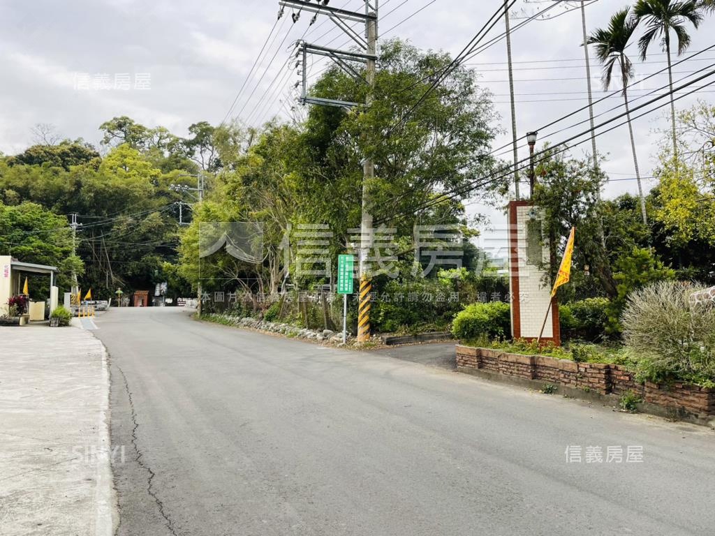 誠售！！新社千坪開心農場房屋室內格局與周邊環境