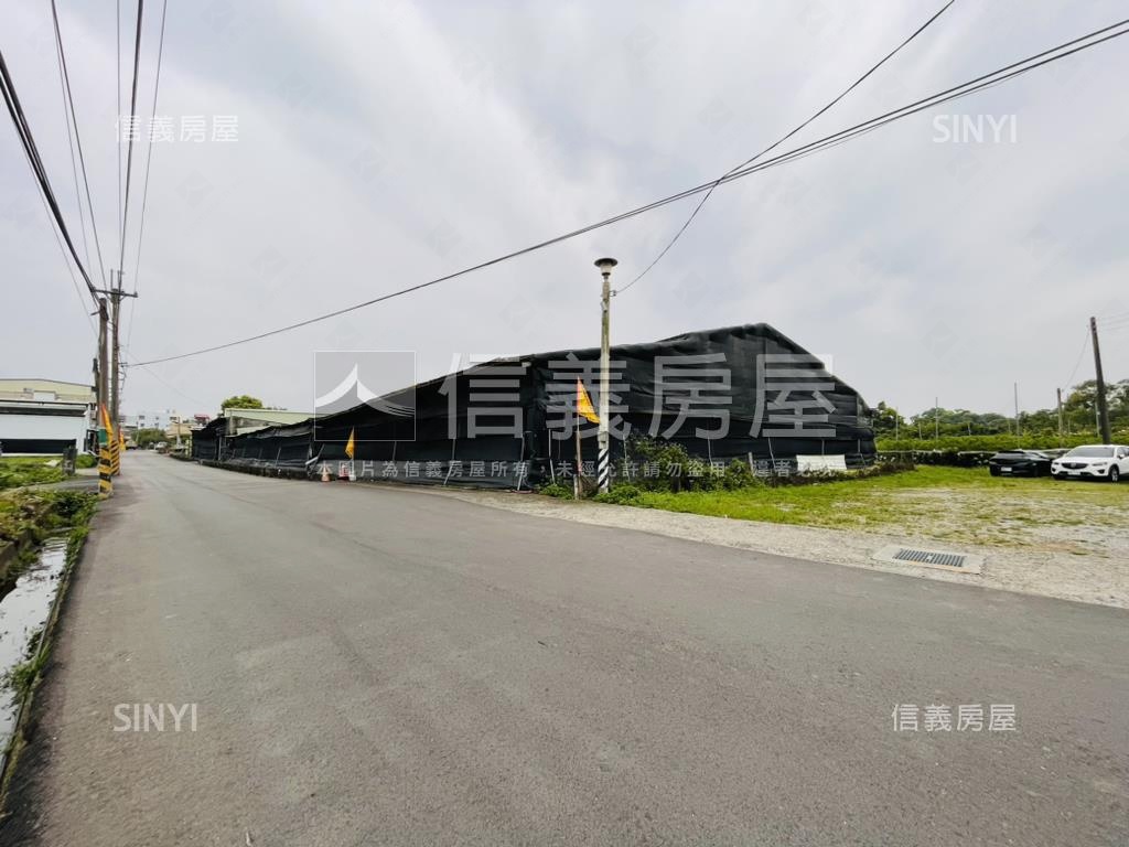 誠售！！新社千坪開心農場房屋室內格局與周邊環境